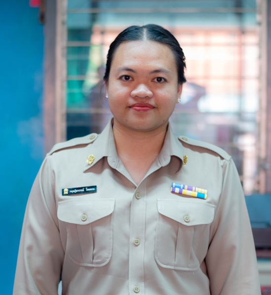 นางสาวกฤติยากรณ์ โคตพรม