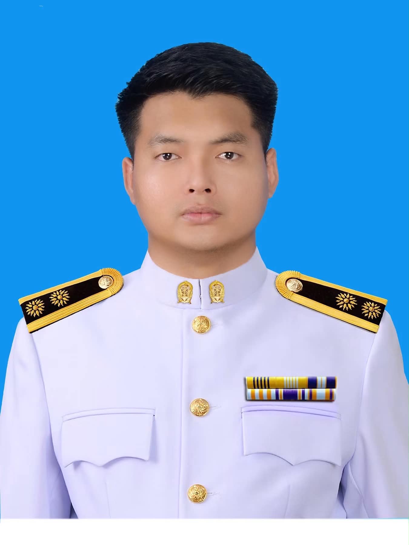 นายรวินันท์ บุญเศษ