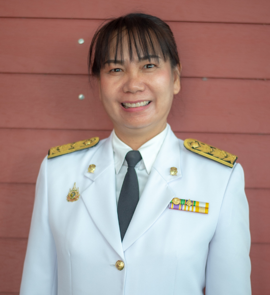 นางธนพร เกิดโภคา